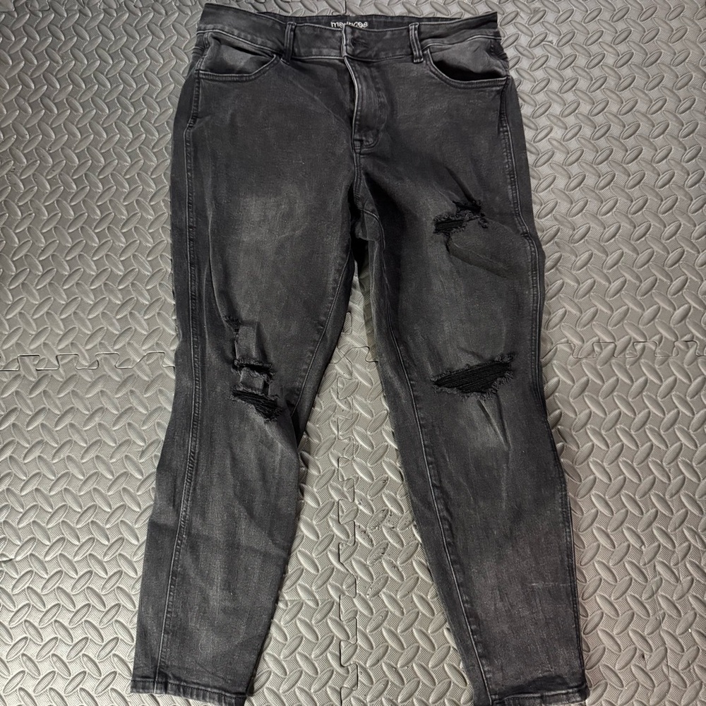 Women’s Maurice’s black jeans size 14 short